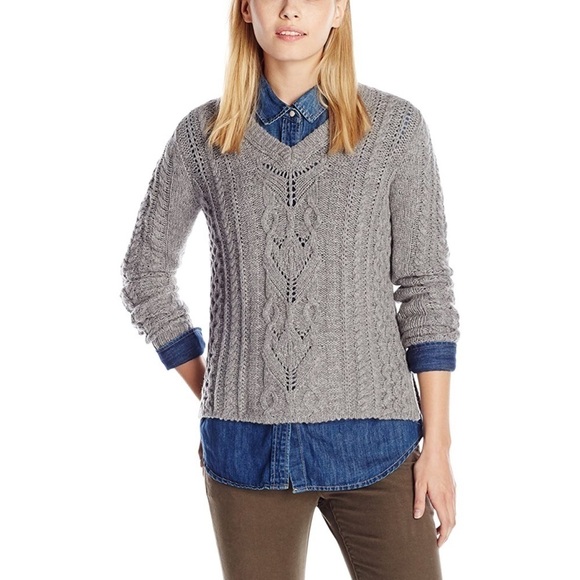 𝅺JOIE Jehanne Sweater - Picture 1 of 7